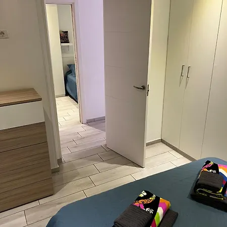 Апартаменты Dreamy Duo 2 Bed - Orlandito Адехе